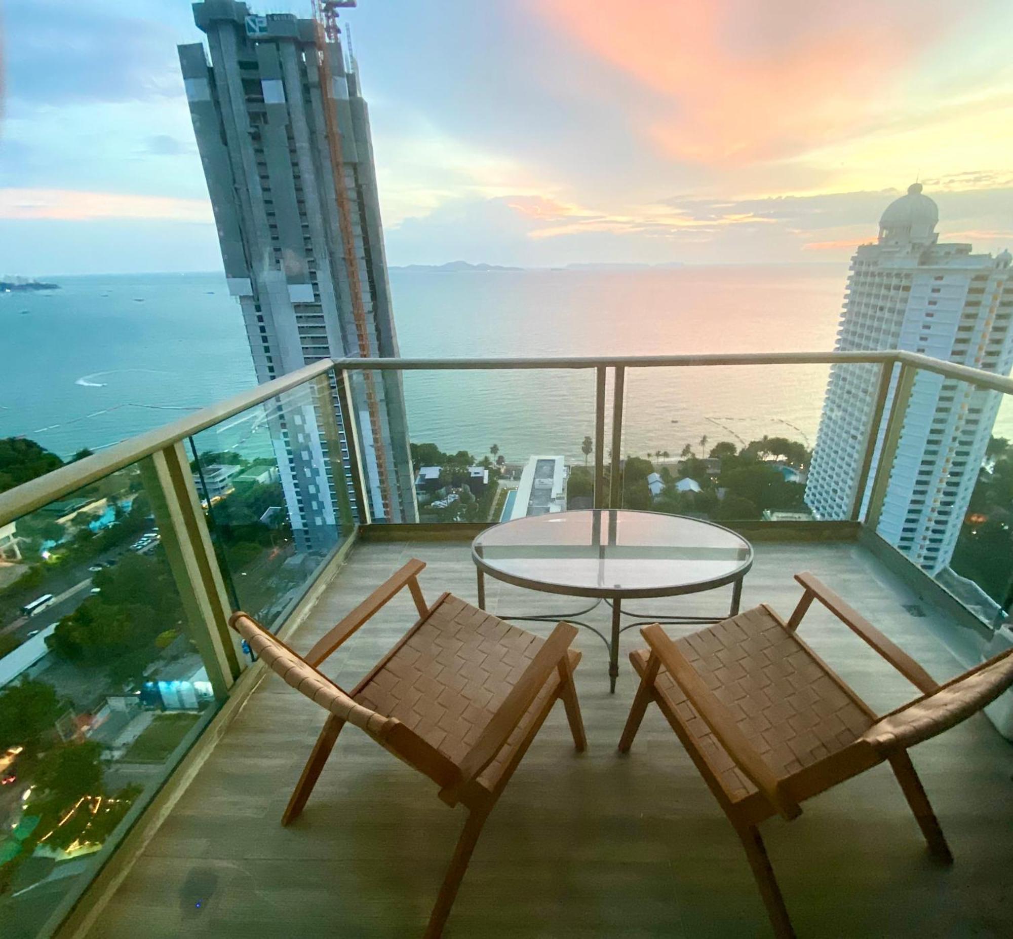 Lux Sl Luxury Style Of Life 3 Apartment Pattaya Exterior photo